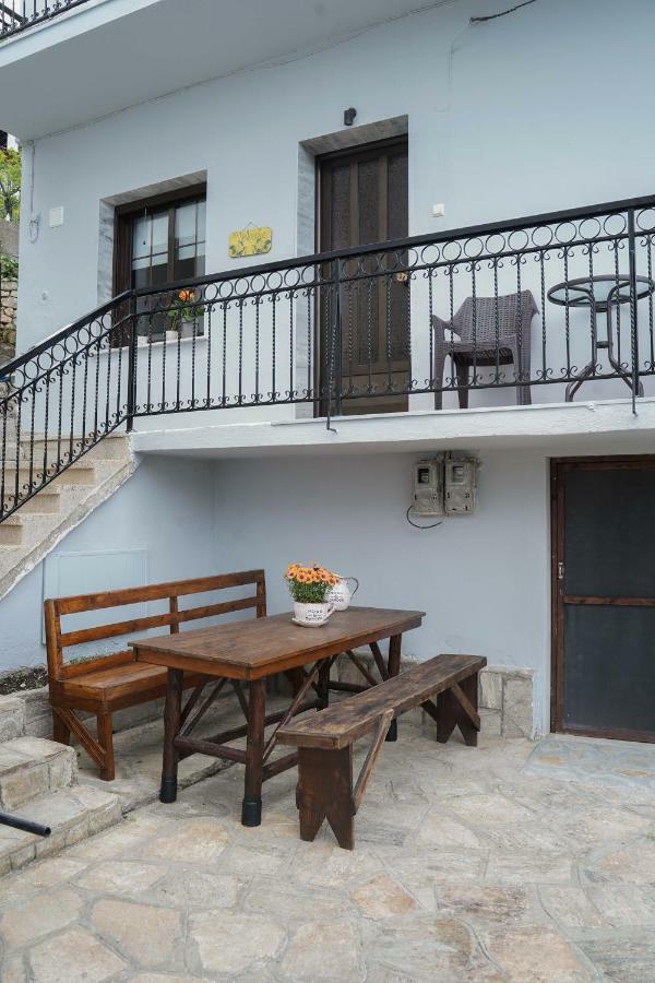 Ingreen Apartment Potamia  Exterior photo