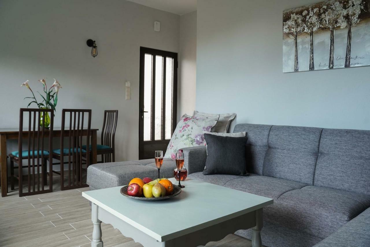 Ingreen Apartment Potamia  Exterior photo
